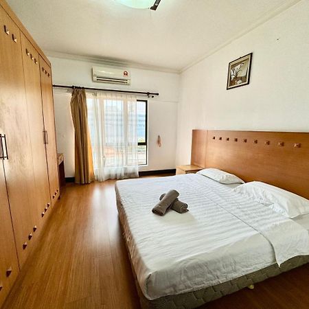 MARINA COURT VACATION HOME 3 BEDROOMS - Kota Kinabalu Bagian luar foto