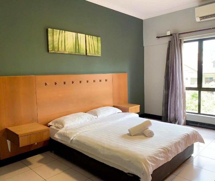 MARINA COURT VACATION HOME 3 BEDROOMS - Kota Kinabalu Bagian luar foto
