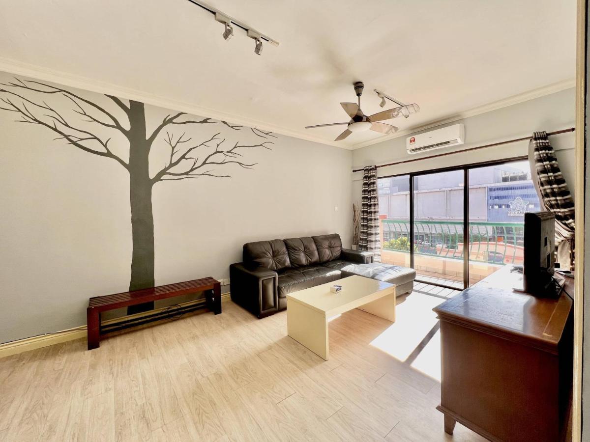 MARINA COURT VACATION HOME 3 BEDROOMS - Kota Kinabalu Bagian luar foto