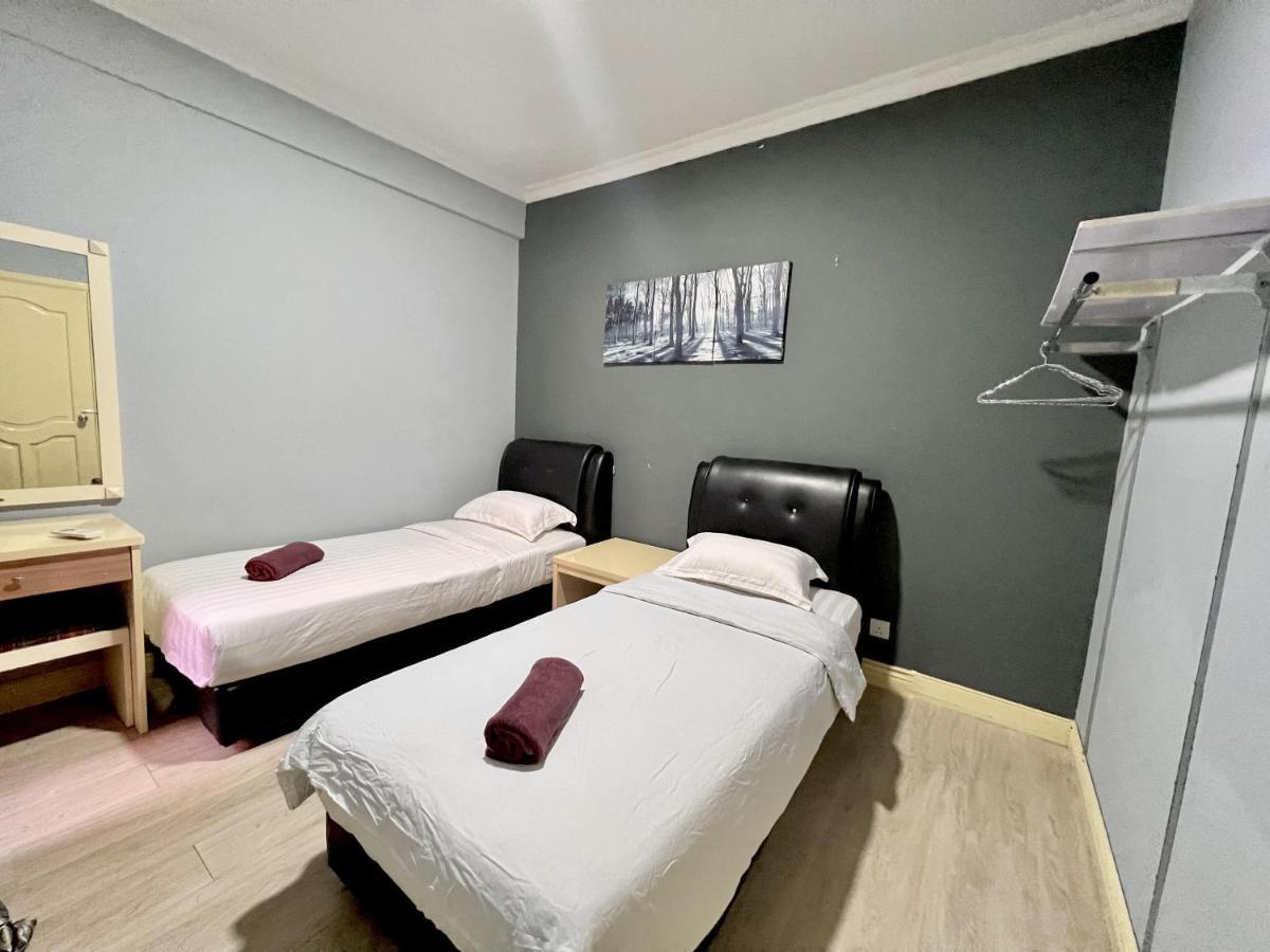 MARINA COURT VACATION HOME 3 BEDROOMS - Kota Kinabalu Bagian luar foto