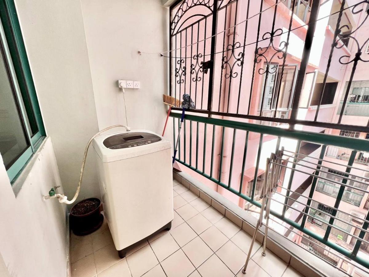 MARINA COURT VACATION HOME 3 BEDROOMS - Kota Kinabalu Bagian luar foto