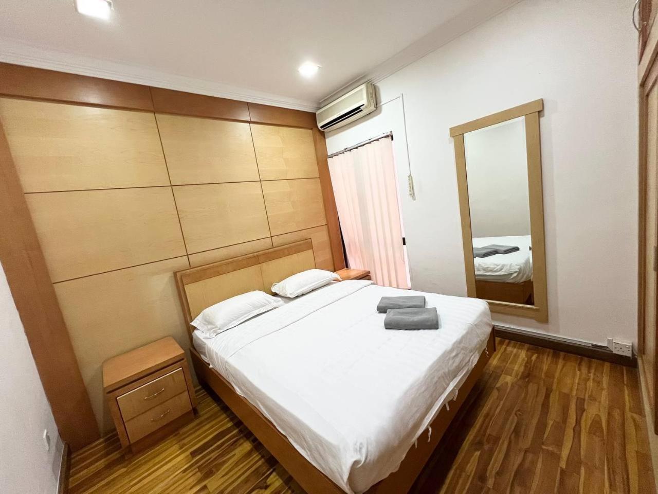 MARINA COURT VACATION HOME 3 BEDROOMS - Kota Kinabalu Bagian luar foto