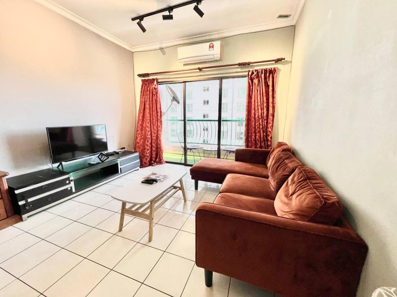MARINA COURT VACATION HOME 3 BEDROOMS - Kota Kinabalu Bagian luar foto